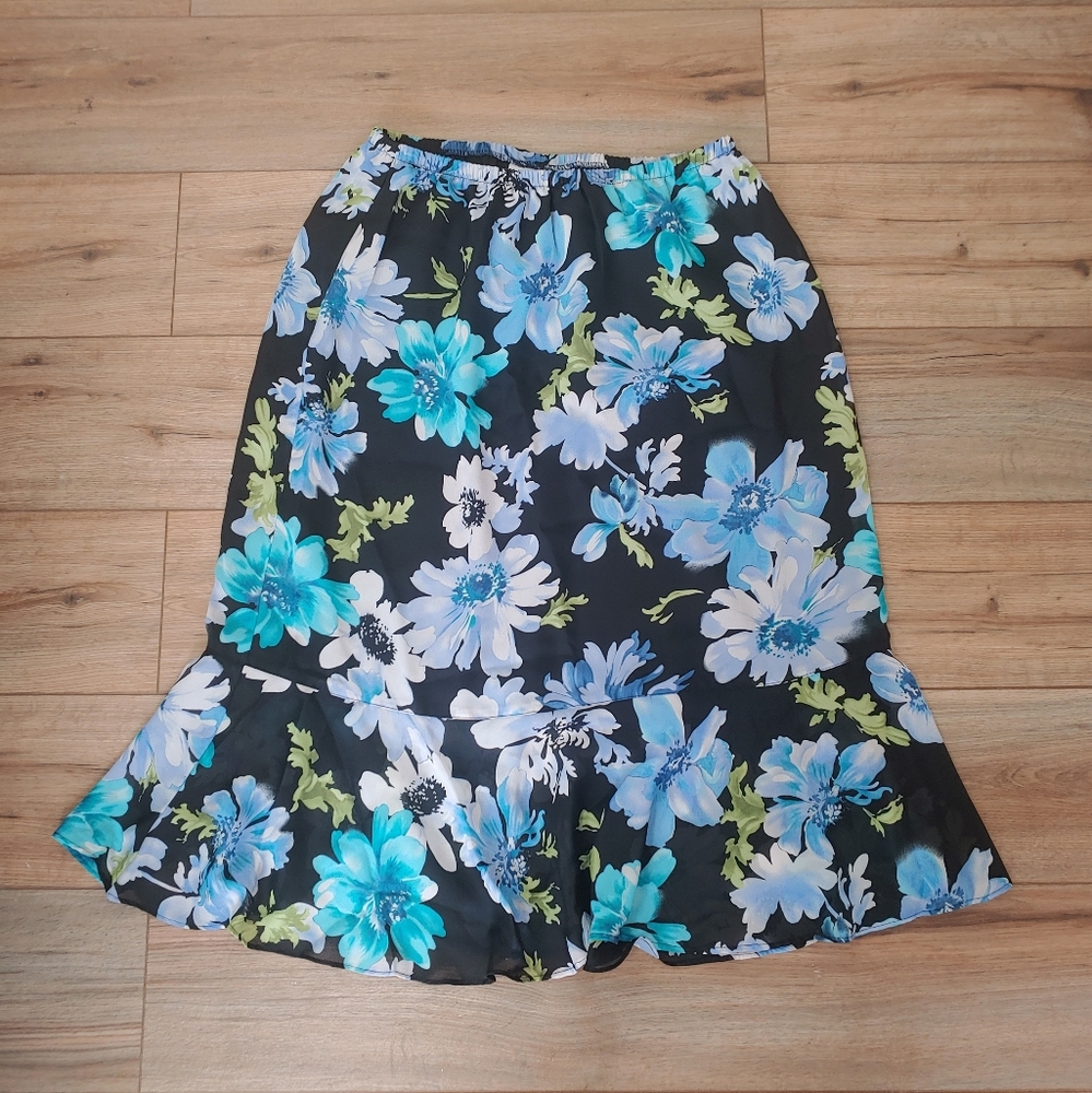 💐 beautiful floral size 16 skirt EUC